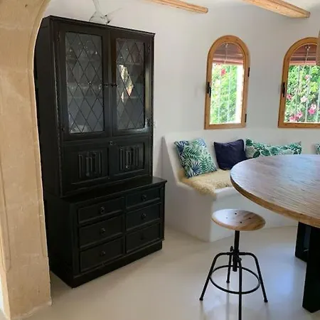 Casa Conchita Apartment *